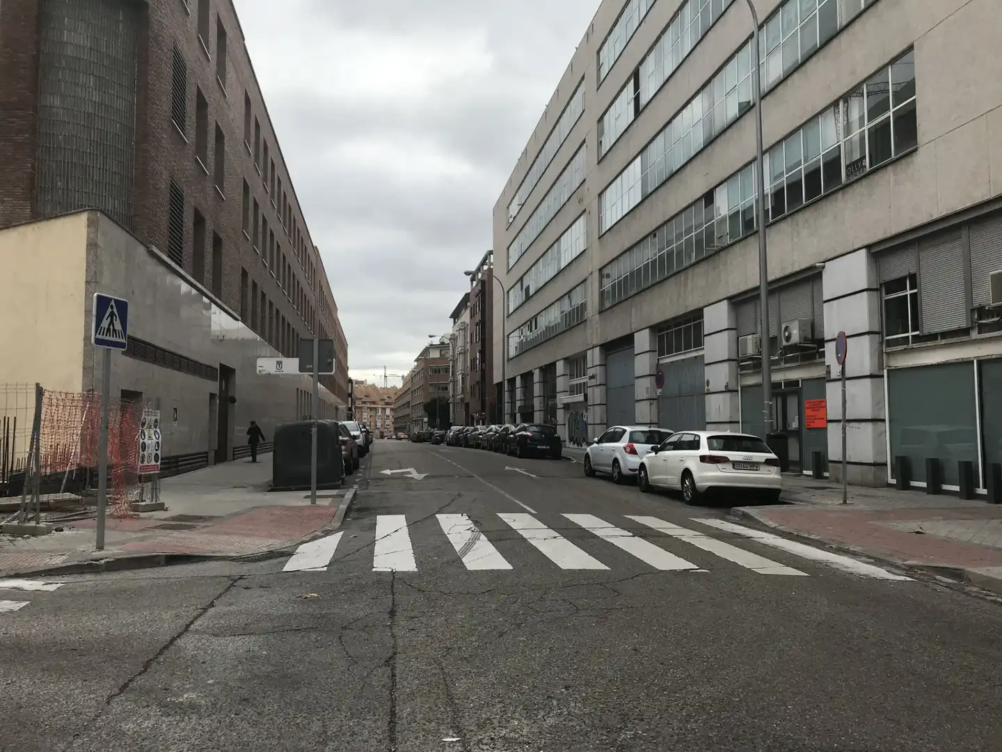 Einzelparkplatz mit Aufzug zur Miete in Calle de Tomás Bretón 58, imagen 6