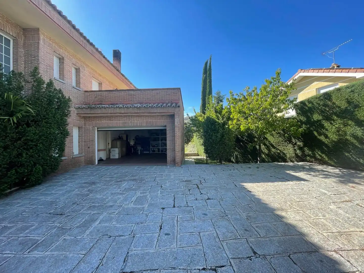 Vista exterior de Casa o chalet en venta en Torrelodones con Aire acondicionado, Calefacción y Jardín privado