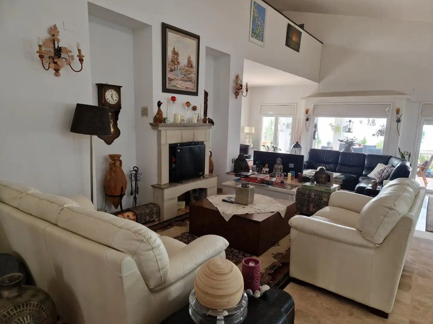 Sala d'estar de Casa o xalet en venda en Mont-roig del Camp amb Aire condicionat, Jardí privat i Terrassa