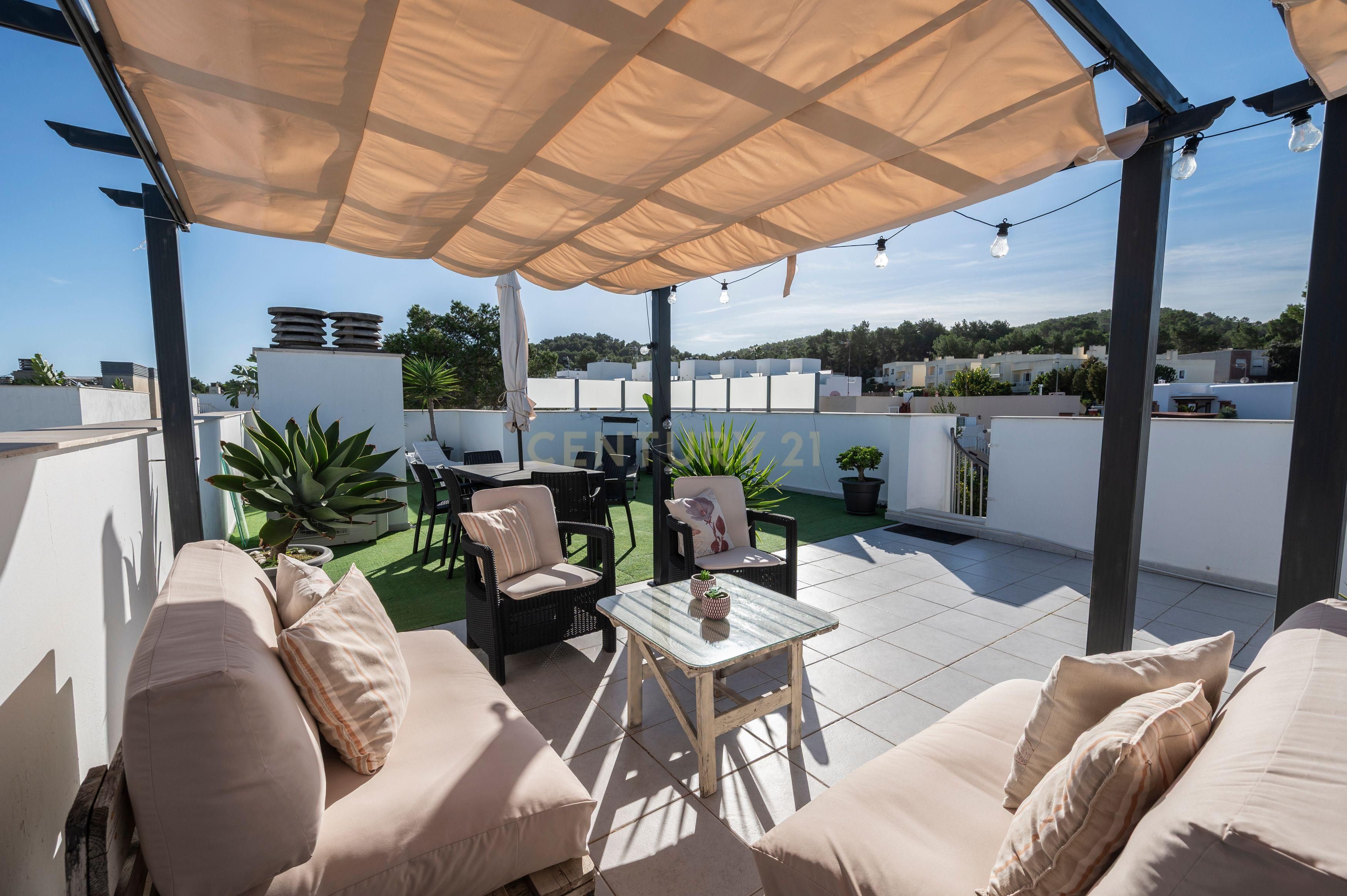 Terrassa de Apartament en venda en Sant Antoni de Portmany amb Aire condicionat, Jardí privat i Traster