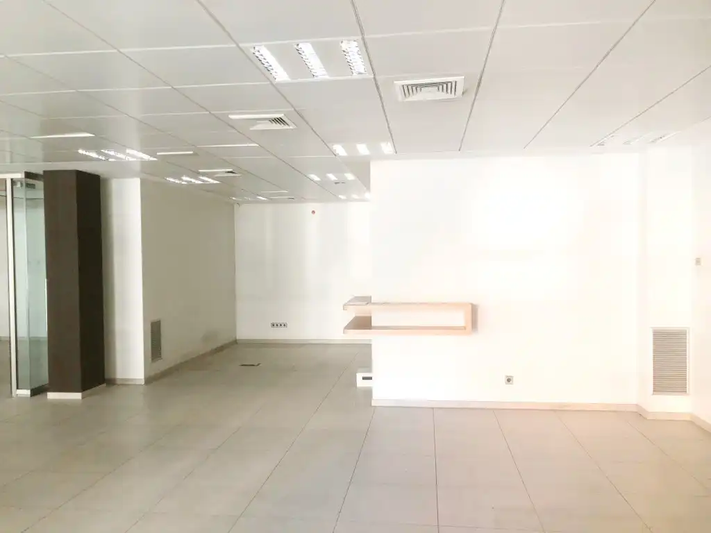 Local comercial de lloguer a Avenida de Valladolid, imagen 9