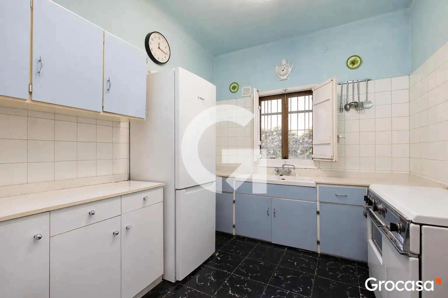 Kitchen of Flat for sale in Sant Vicenç Dels Horts  with Heating, Private garden and Terrace