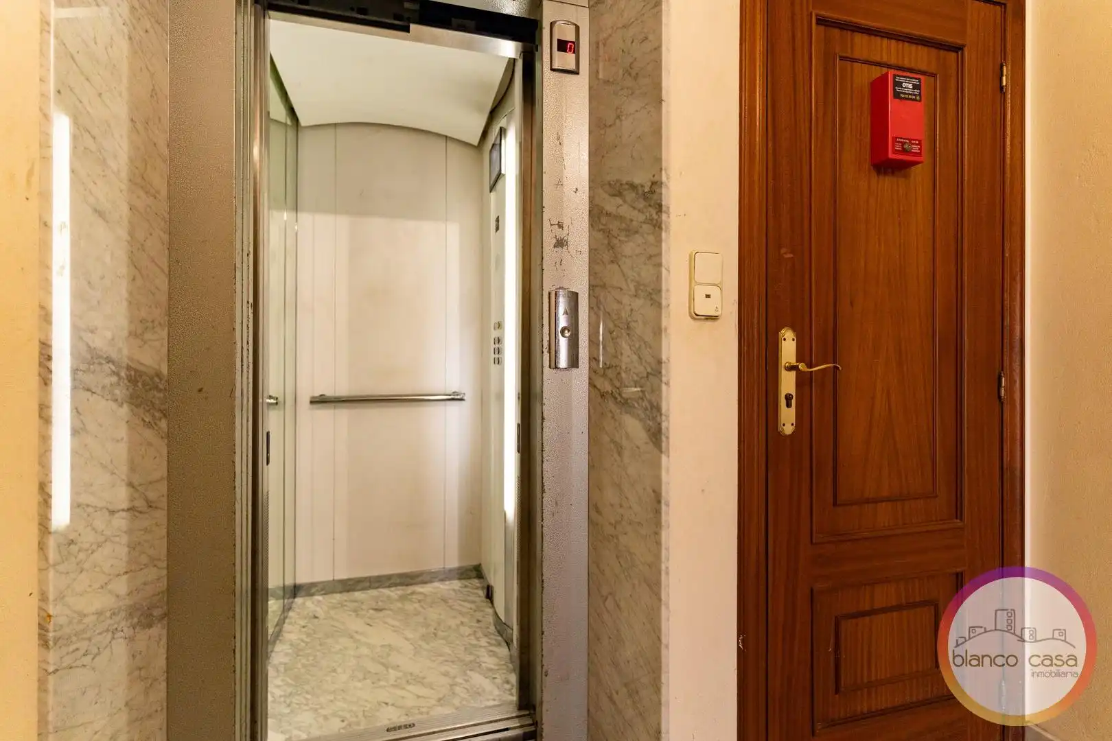Flat for sale in Carballo