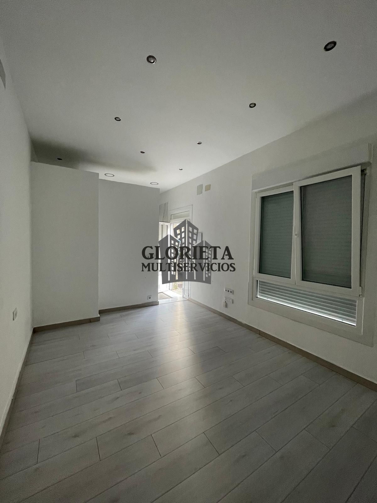 Bedroom of House or chalet for sale in Vigo   with Heating, Parquet flooring and Oven