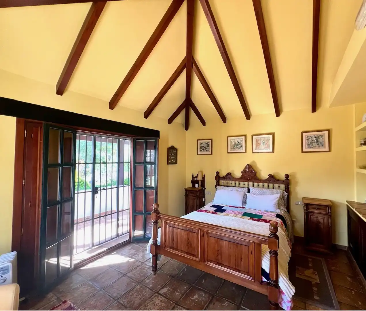 Habitación de Casa o chalet en venta en Marbella con Aire acondicionado, Calefacción y Jardín privado