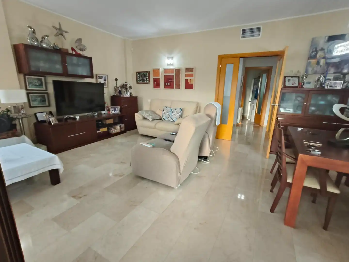 Wohnzimmer von Haus oder Chalet zum Verkauf in Arenys de Mar mit Klimaanlage, Heizung und Privatgarten