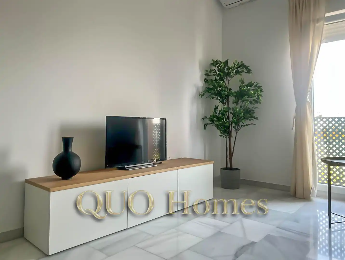 Living room of Flat for sale in Jerez de la Frontera  with Air Conditioner, Furnished and Balcony