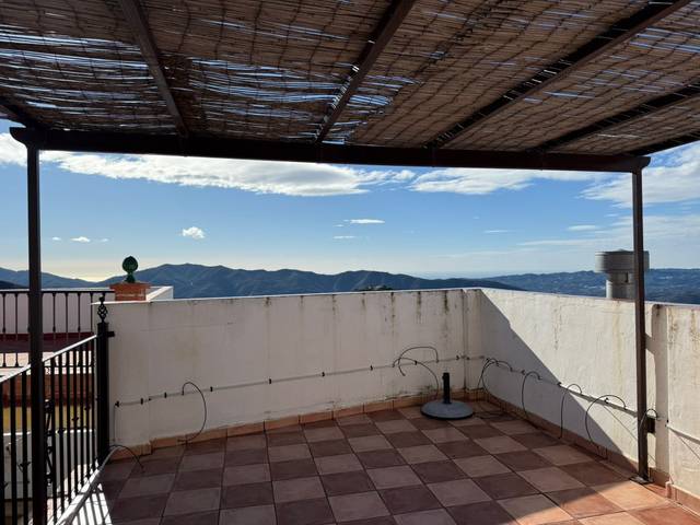 Casa-chalet en Venta en Calle Parras en Canillas de Aceituno