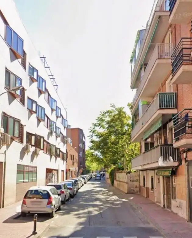 Vista exterior de Local en venta en Valdemoro con Aire acondicionado