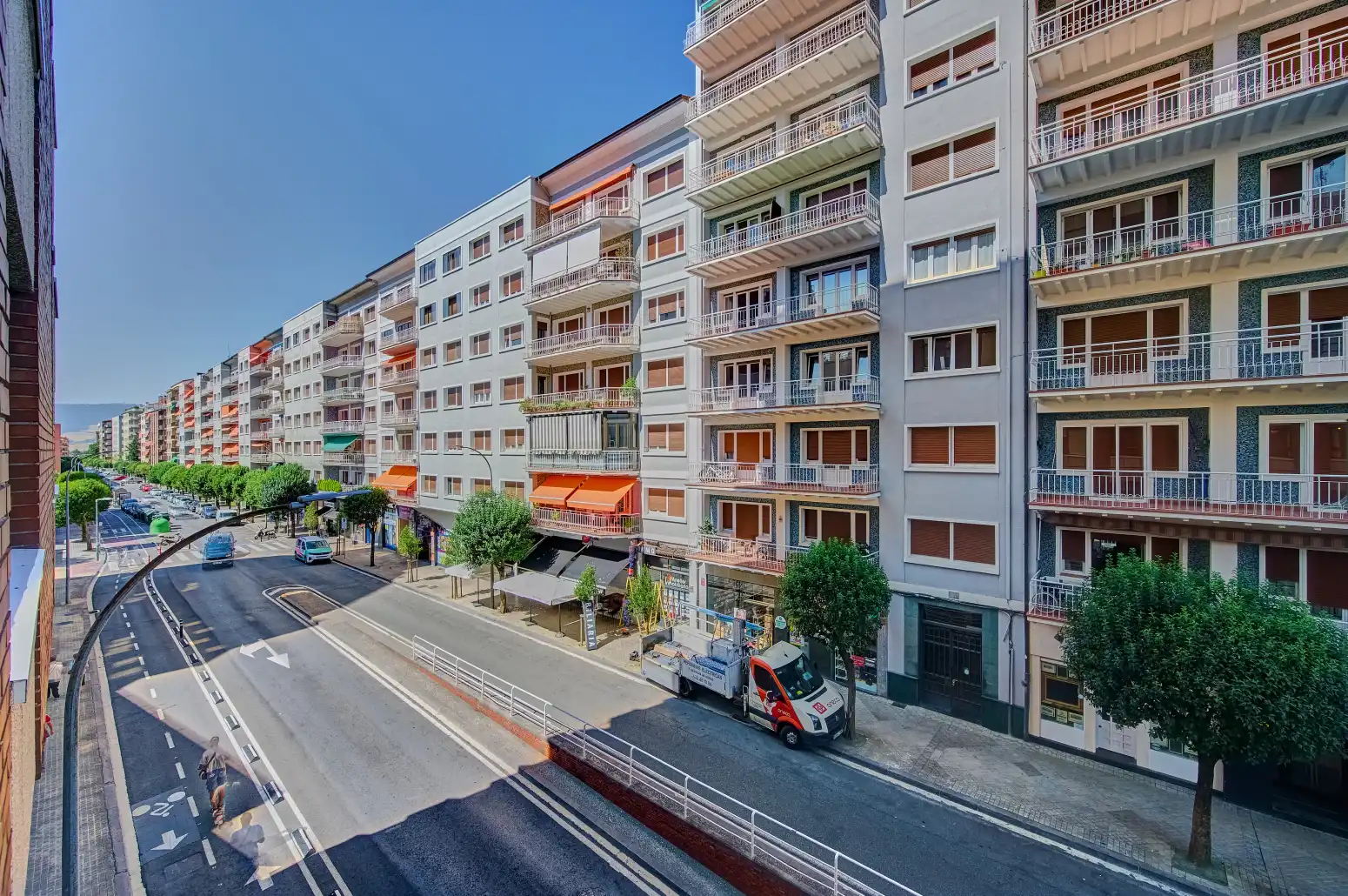 Vista exterior de Pis en venda en  Pamplona / Iruña amb Calefacció, Parquet i Moblat