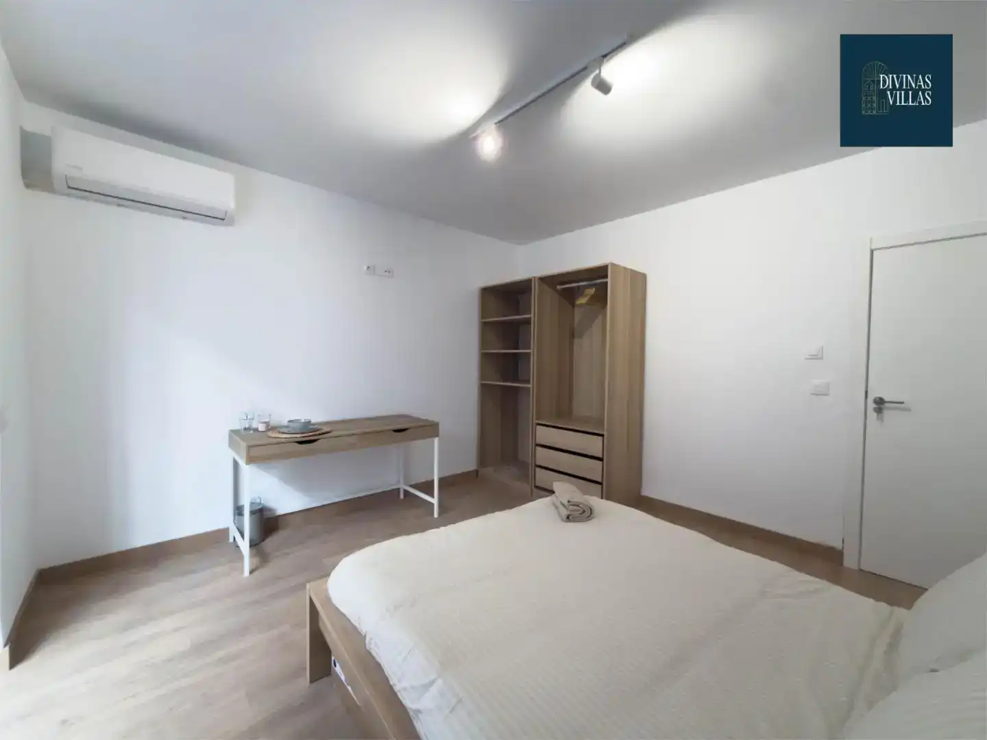 Schlafzimmer von Wohnung zur Miete in  Murcia Capital mit Klimaanlage und Balkon