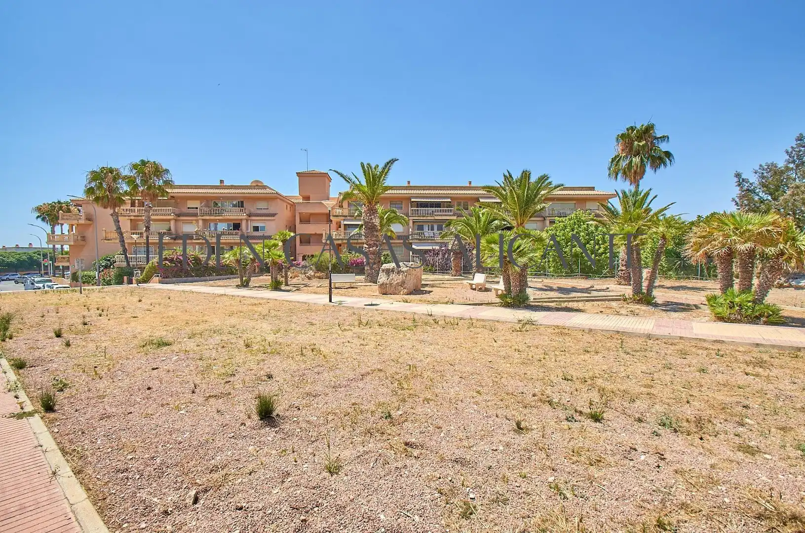Exterior view of Flat for sale in El Campello  with Air Conditioner, Heating and Private garden