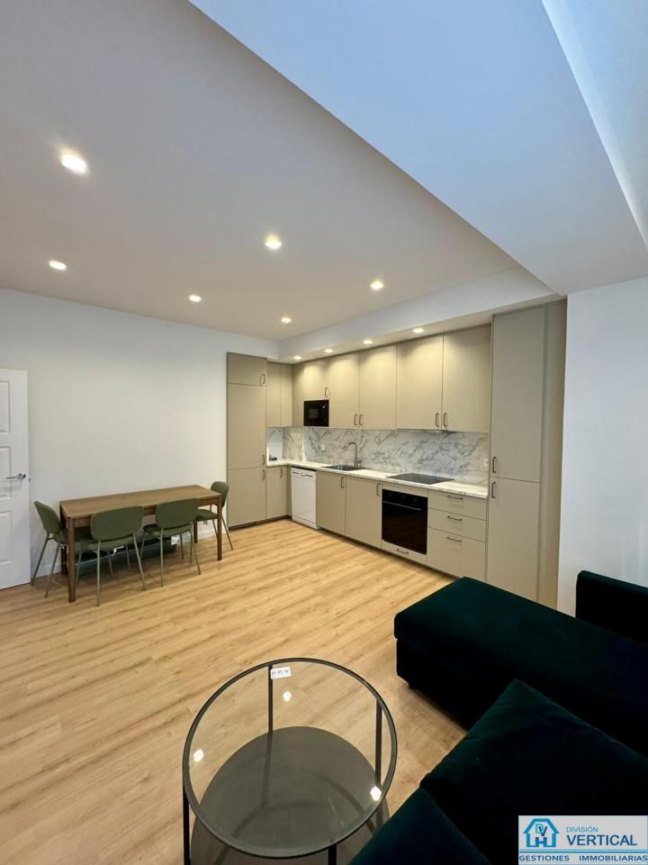 Flat to rent in Carrer de Sant Vicent Màrtir, Sant Francesc