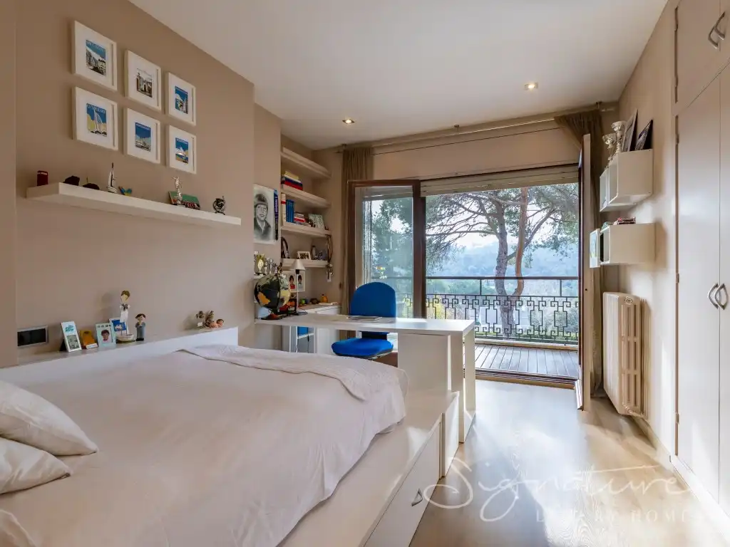 Habitación de Casa o chalet en venta en Sant Cugat del Vallès con Calefacción, Jardín privado y Terraza
