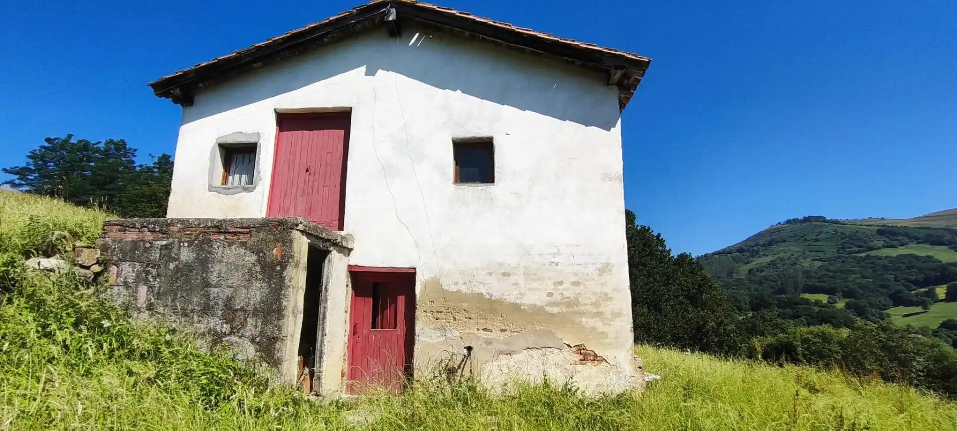 Vista exterior de Casa o chalet en venta en Villafufre con Jardín privado