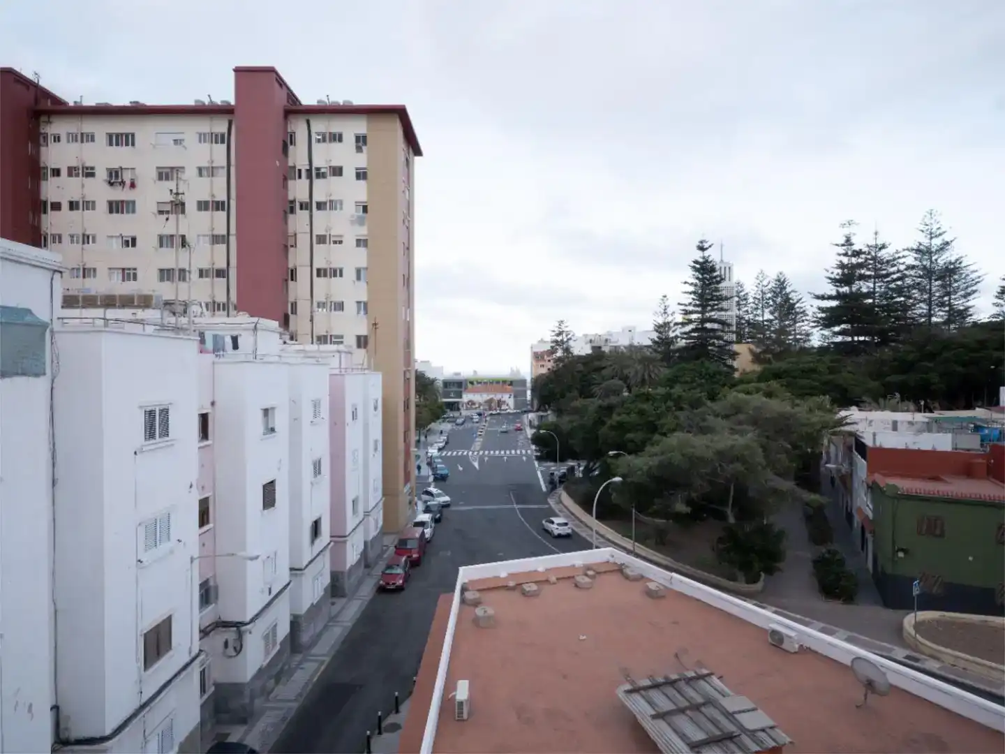 Vista exterior de Casa o xalet en venda en Las Palmas de Gran Canaria amb Balcó