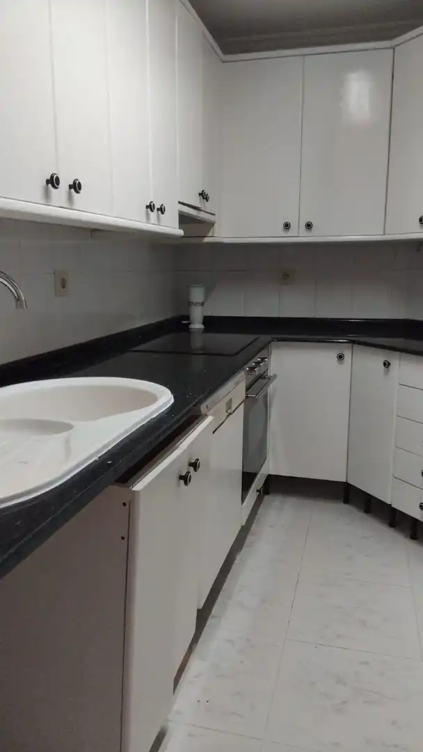 Flat with lift for sale in Oeste, imagen 8