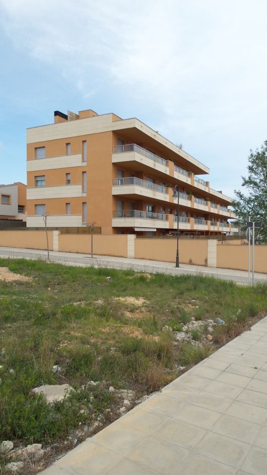 Vista exterior de Garatge en venda en Roda de Berà