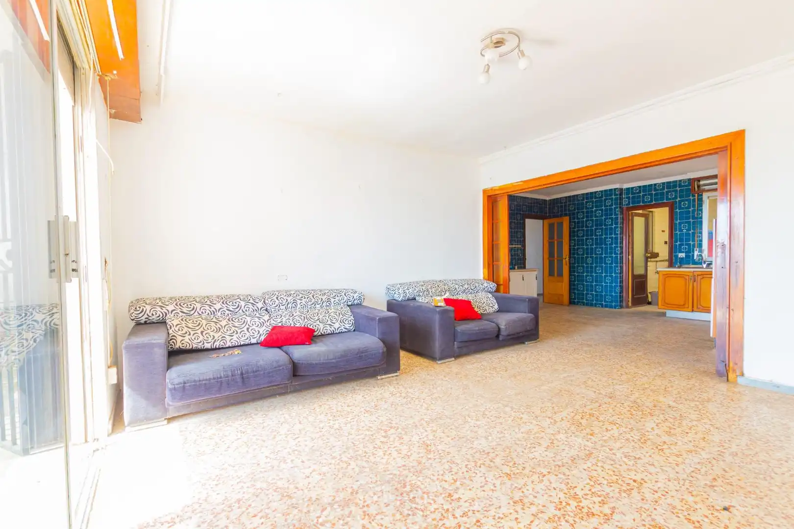 Wohnzimmer von Erdgeschoss zum Verkauf in Águilas mit Privatgarten, Terrasse und Möbliert