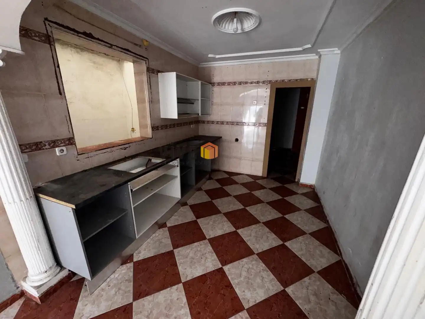 Cocina de Piso en venta en Sevilla con Jardín privado