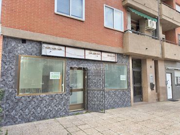 Business premises to rent in El Soto - Azorín