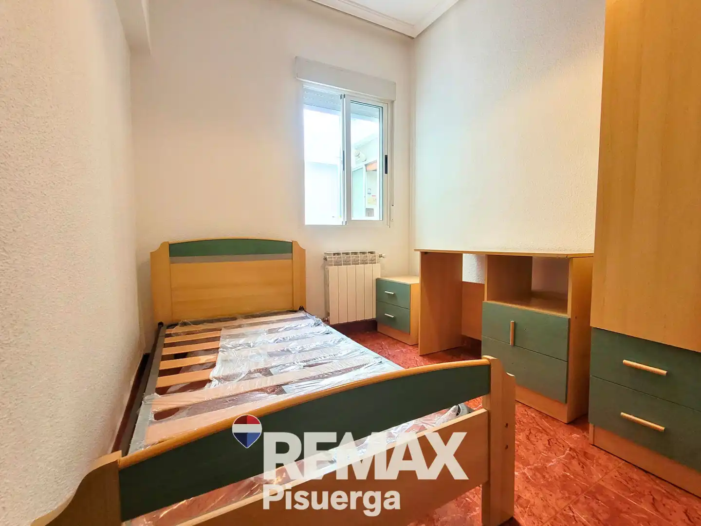 Habitación de Piso en venta en Valladolid con Calefacción y Balcón