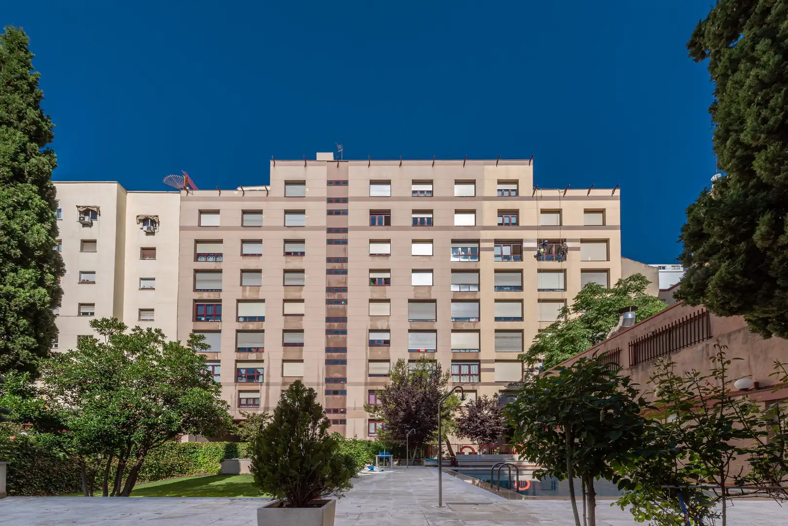 Vista exterior de Estudio en venta en Madrid con Trastero
