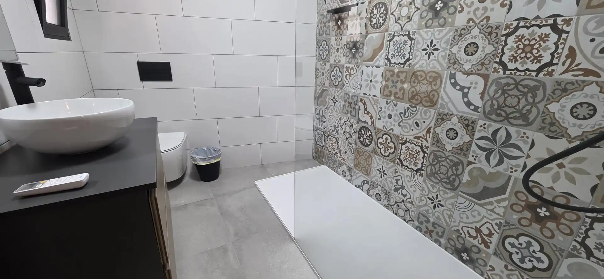 Bathroom of Houses for rent in Villajoyosa / La Vila Joiosa  with Air Conditioner and Internet