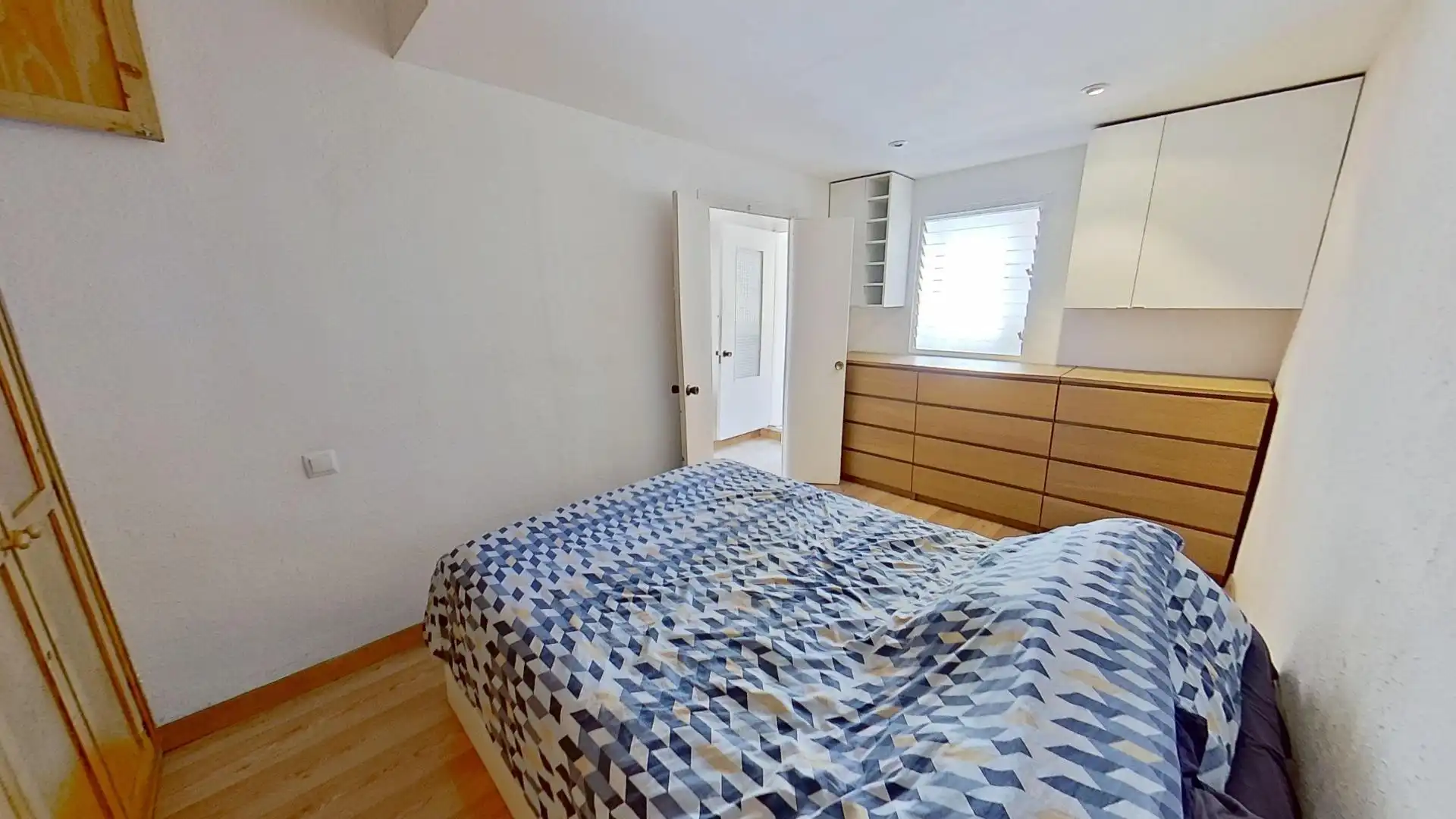 Dormitori de Àtic en venda en Barcelona amb Parquet i Terrassa