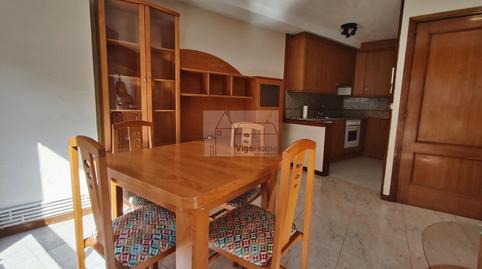 Foto 2 de Dúplex de alquiler en Sanjurjo Badia, Teis, Pontevedra