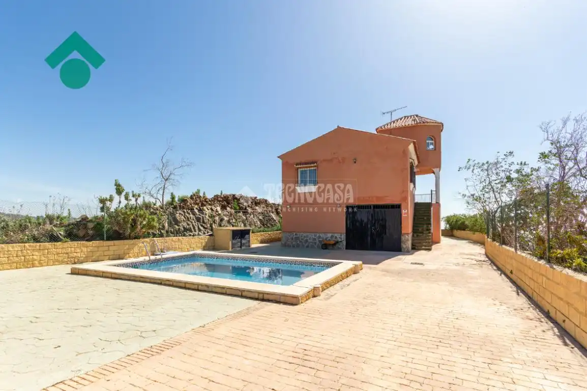 Vista exterior de Finca rústica en venta en Vélez-Málaga con Jardín privado y Piscina
