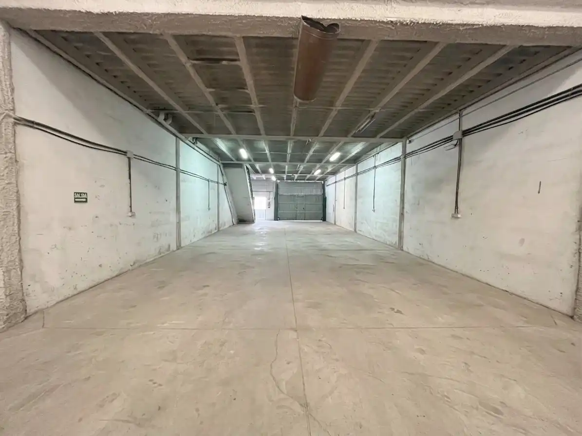 Nau industrial en venda en Leganés amb Calefacció i Alarma