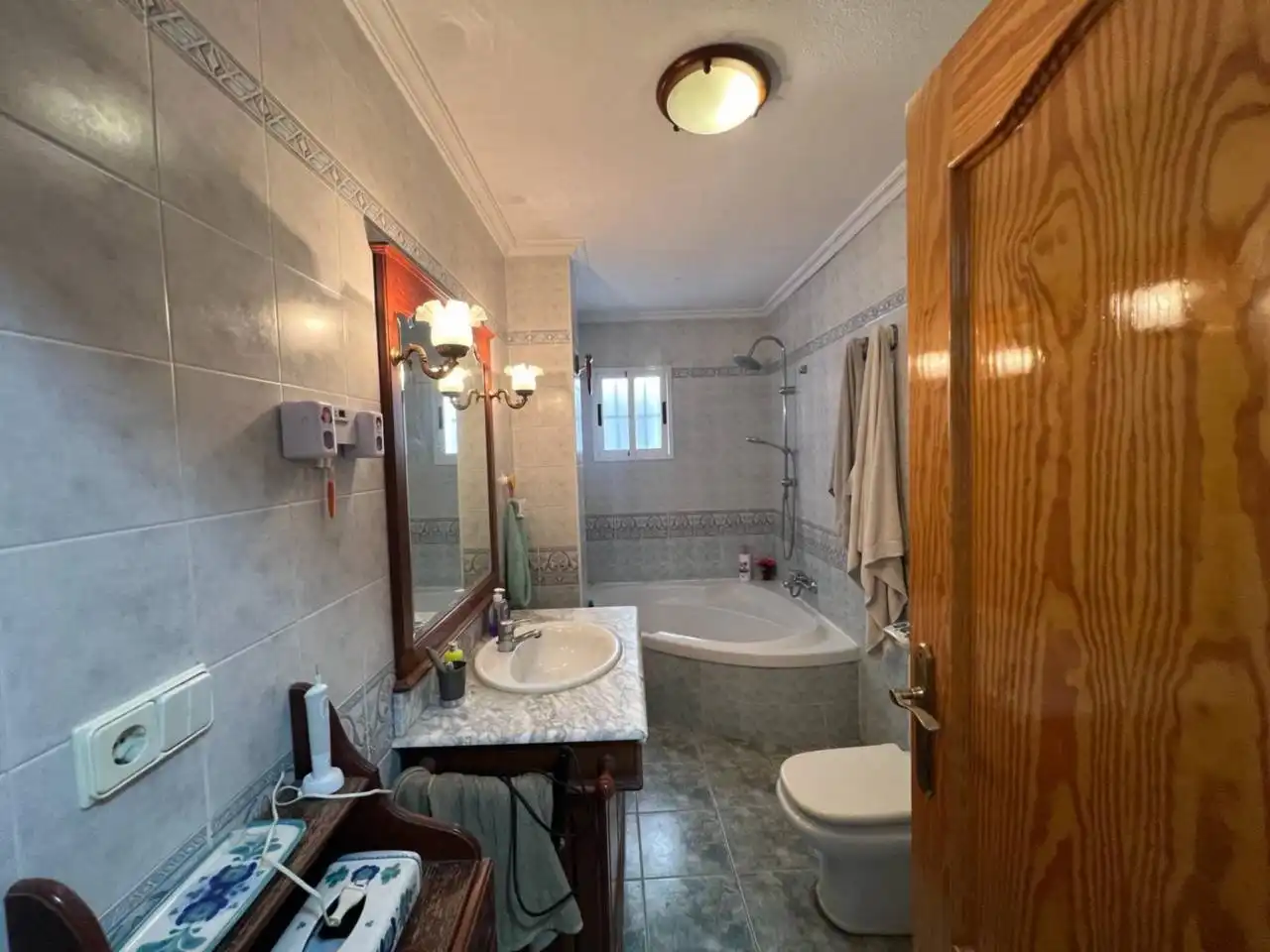 Baño de Casa o chalet en venta en Elche / Elx con Aire acondicionado, Jardín privado y Terraza