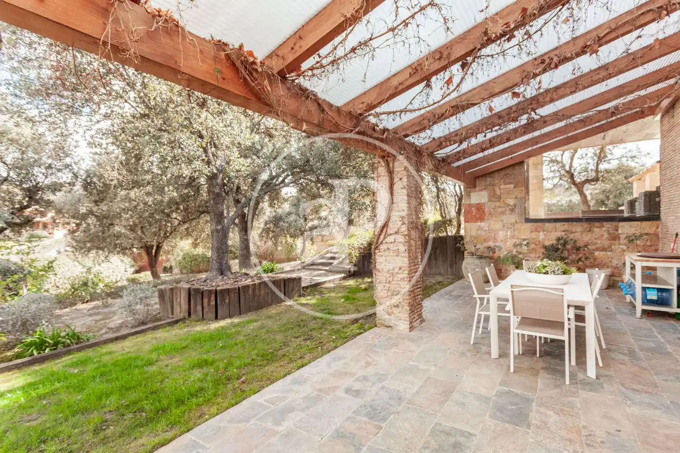 Terrassa de Casa o xalet en venda en Ciudalcampo amb Aire condicionat, Calefacció i Jardí privat