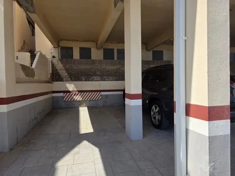 Parkplatz von Wohnungen zum Verkauf in Cullera mit Klimaanlage, Heizung und Parkett