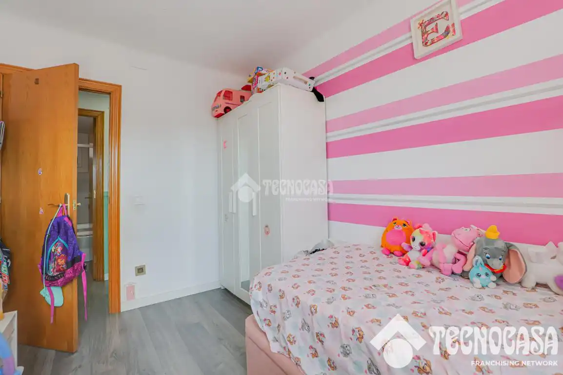 Bedroom of Flat for sale in Terrassa  with Heating and Balcony