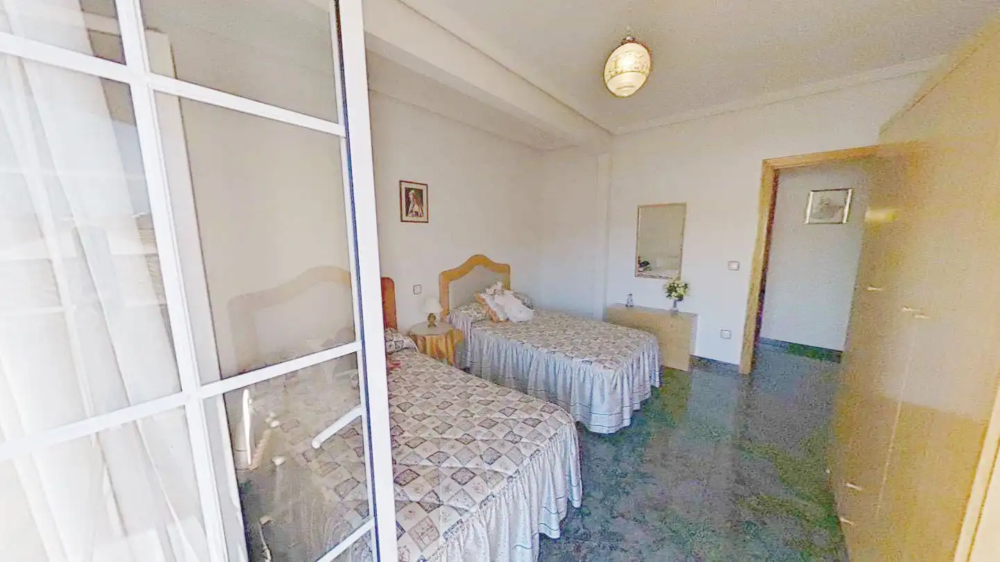 Habitación de Piso en venta en Navahermosa con Calefacción, Terraza y Amueblado