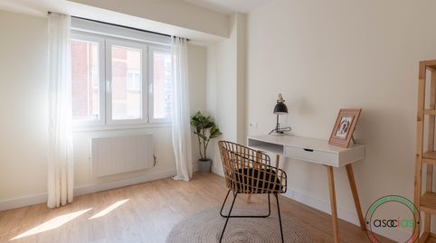 Foto 2 de Piso en venta en Gijón - Calle Brasil, 14, La Calzada, Gijón