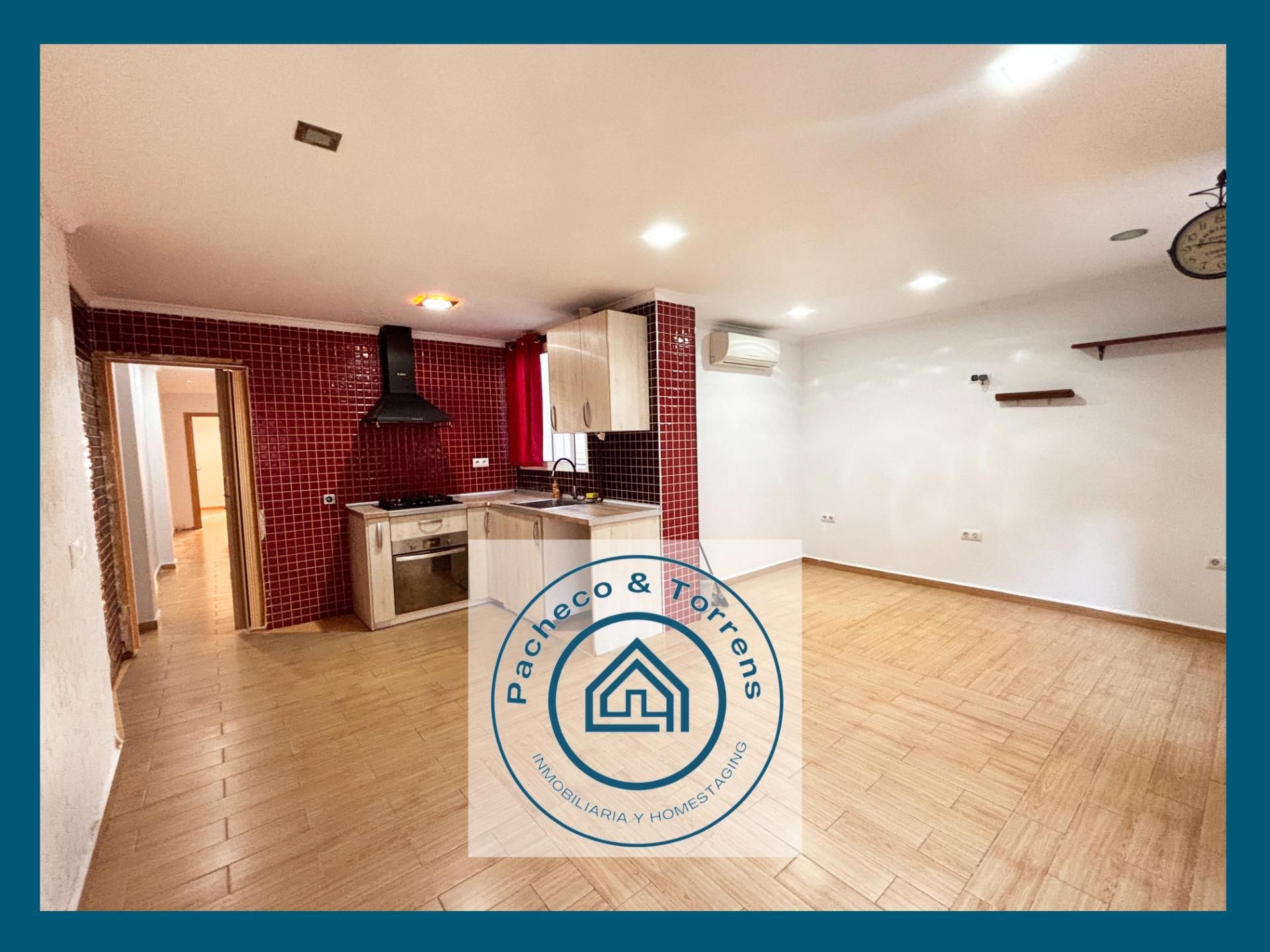 Cuina de Pis en venda en Paiporta amb Aire condicionat i Balcó