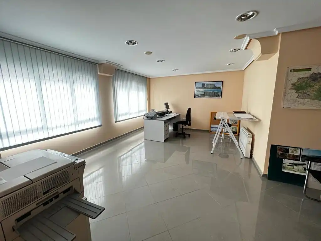 Local comercial en venda a Calle de San Juan Apóstol 14, imagen 4