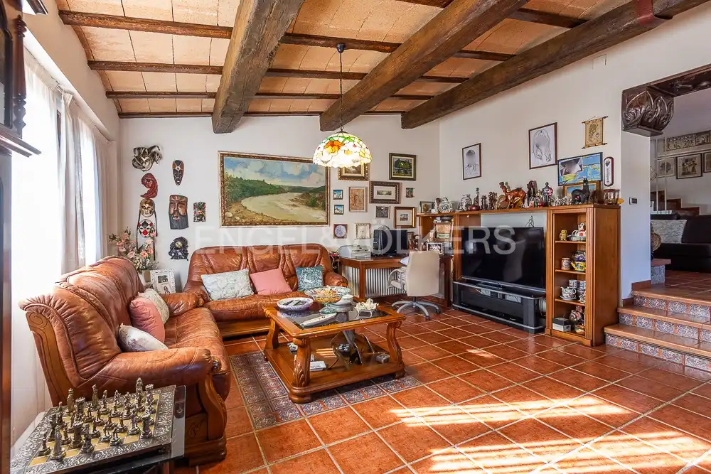 Sala d'estar de Casa o xalet en venda en Onda amb Aire condicionat, Calefacció i Jardí privat