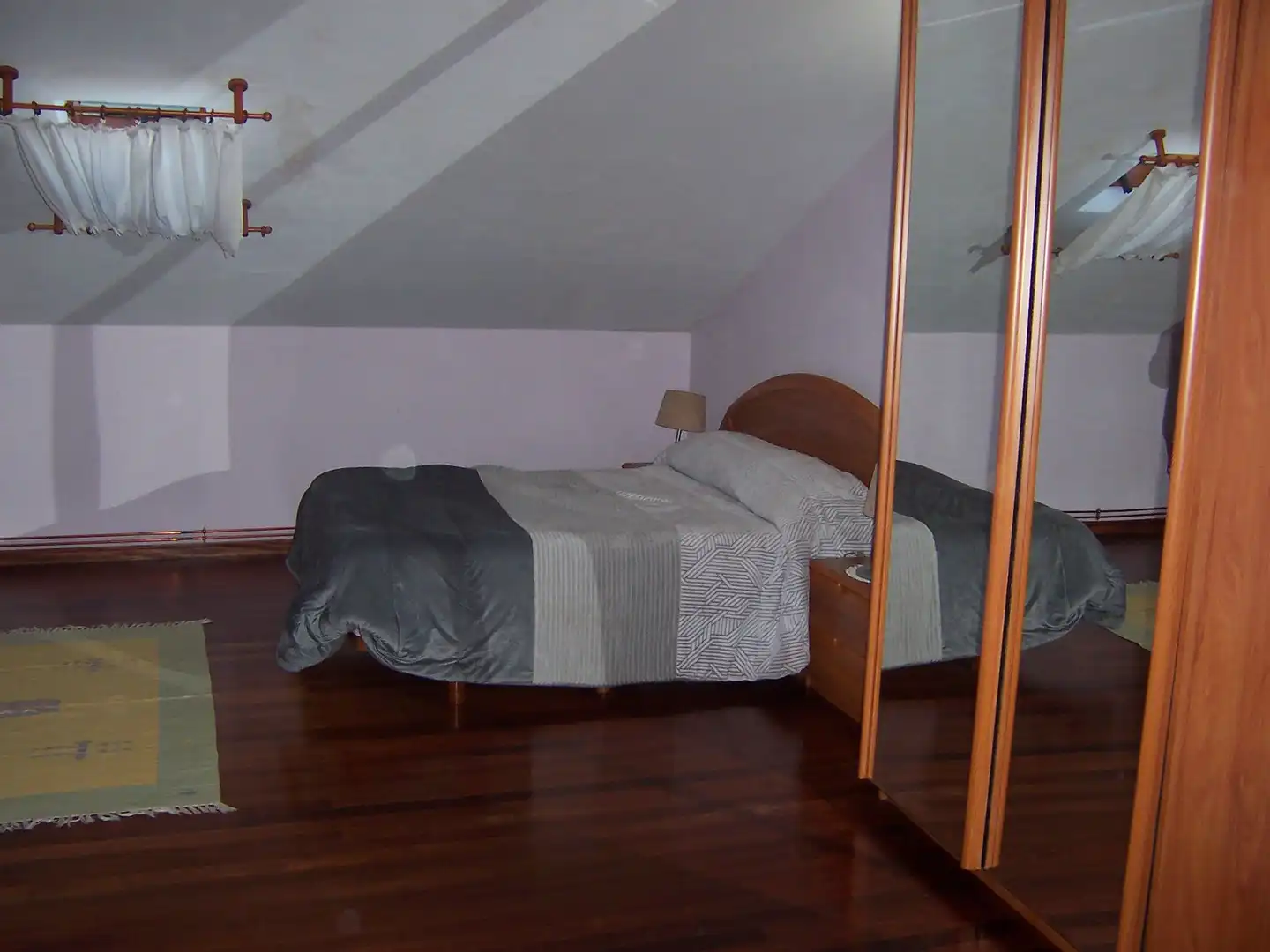Dormitori de Casa o xalet en venda en Luena  amb Jardí privat, Terrassa i Moblat