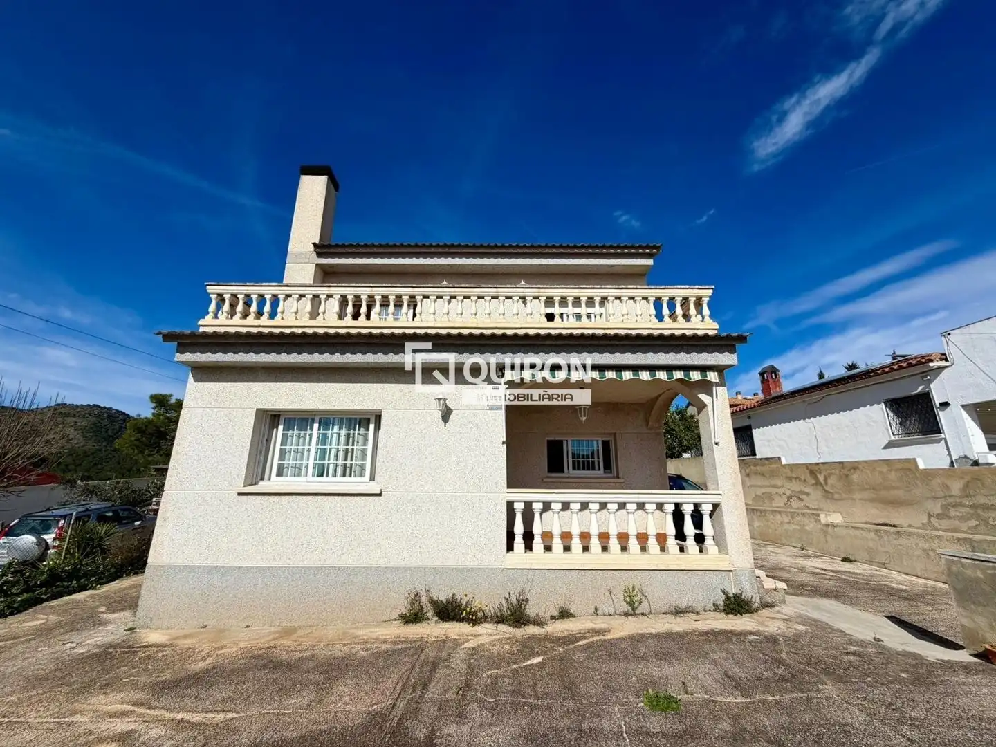 Houses for sale in Centre