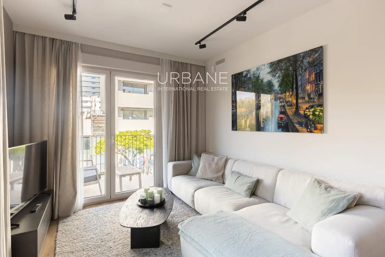 Wohnung zur Miete in de Ramon Turro, Diagonal Mar i el Front Marítim del Poblenou