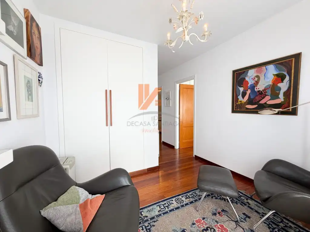 Sala de estar de Casa adosada en venta en Brión con Jardín privado, Trastero y Horno