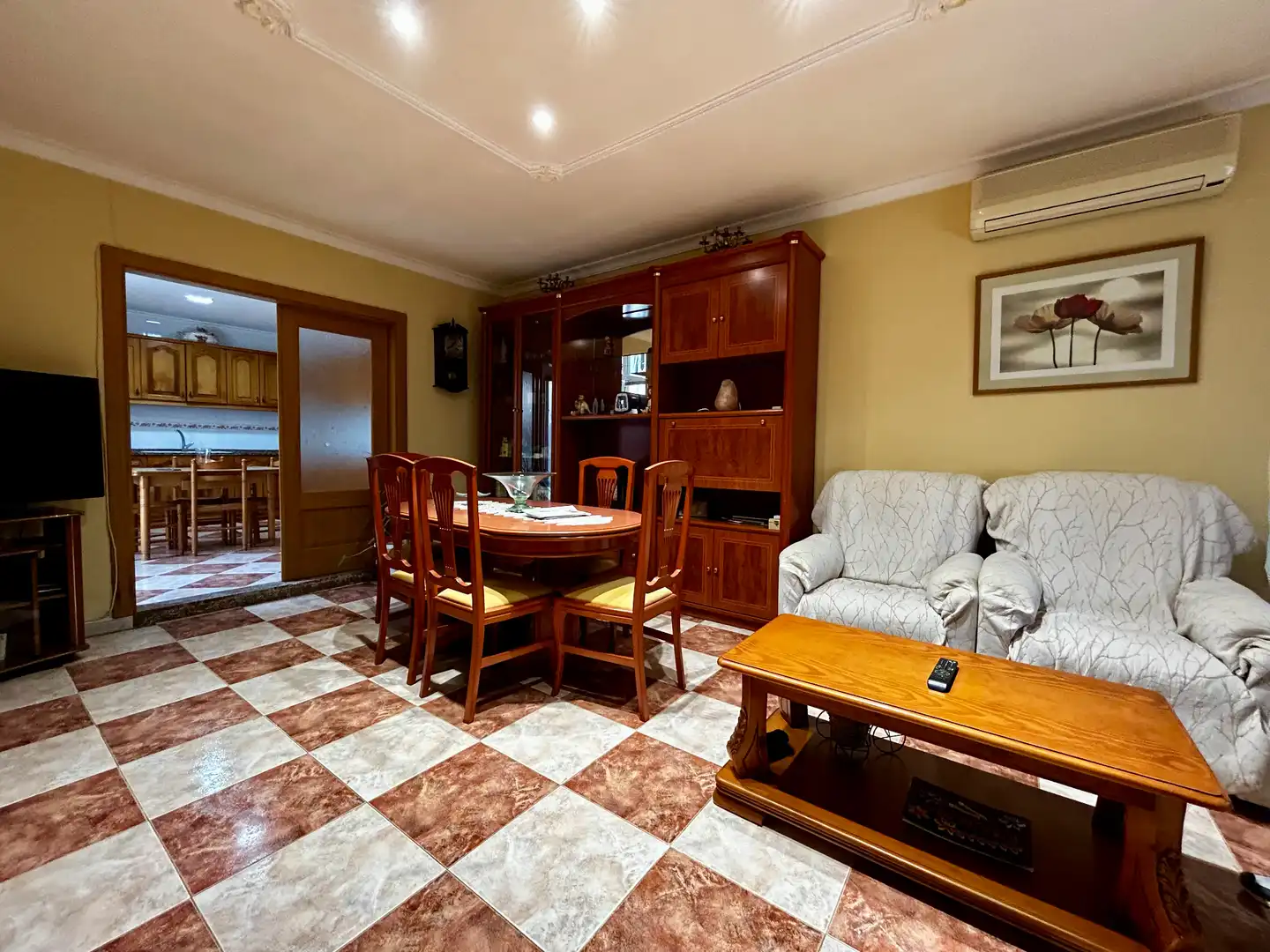 Sala d'estar de Casa adosada en venda en Valls amb Aire condicionat, Calefacció i Terrassa