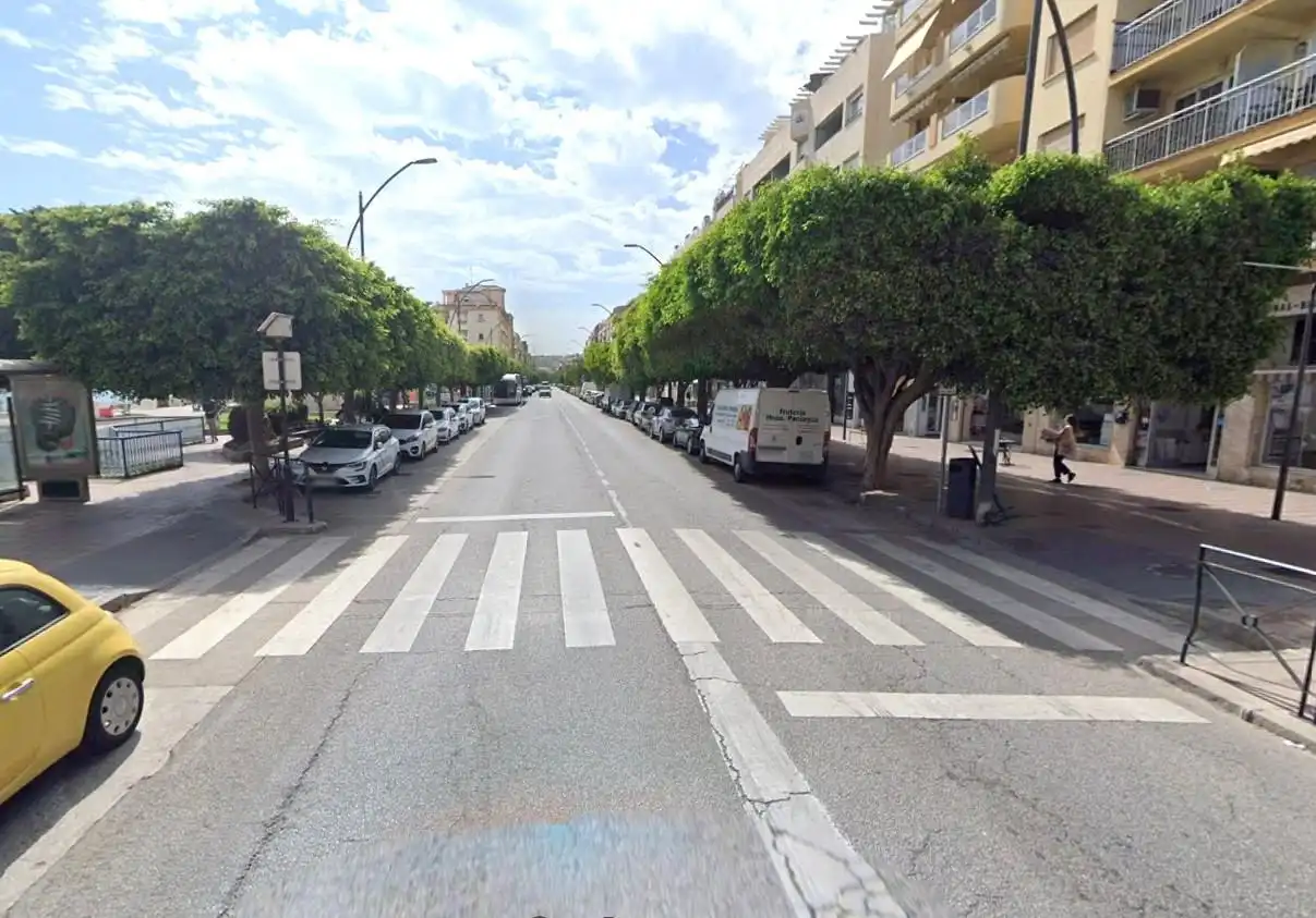 Business premises for sale in Avenida Avenida del Mediterráneo, imagen 2
