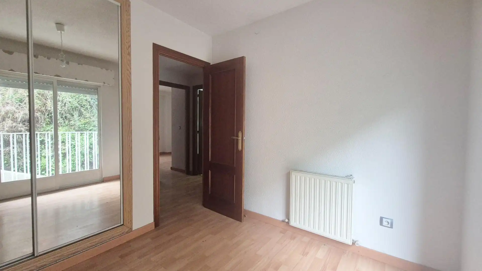 Habitación de Piso en venta en Béjar con Calefacción y Balcón
