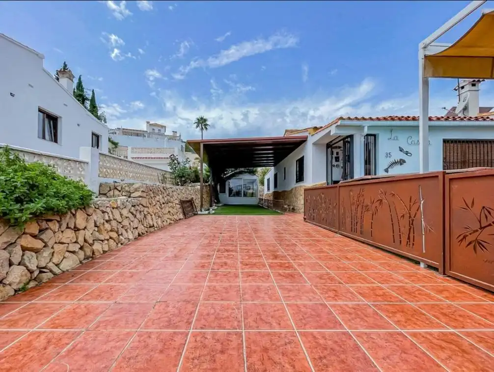 Detached homes for sale in Calle els Olius, 35, Pueblo - Urbanizaciones