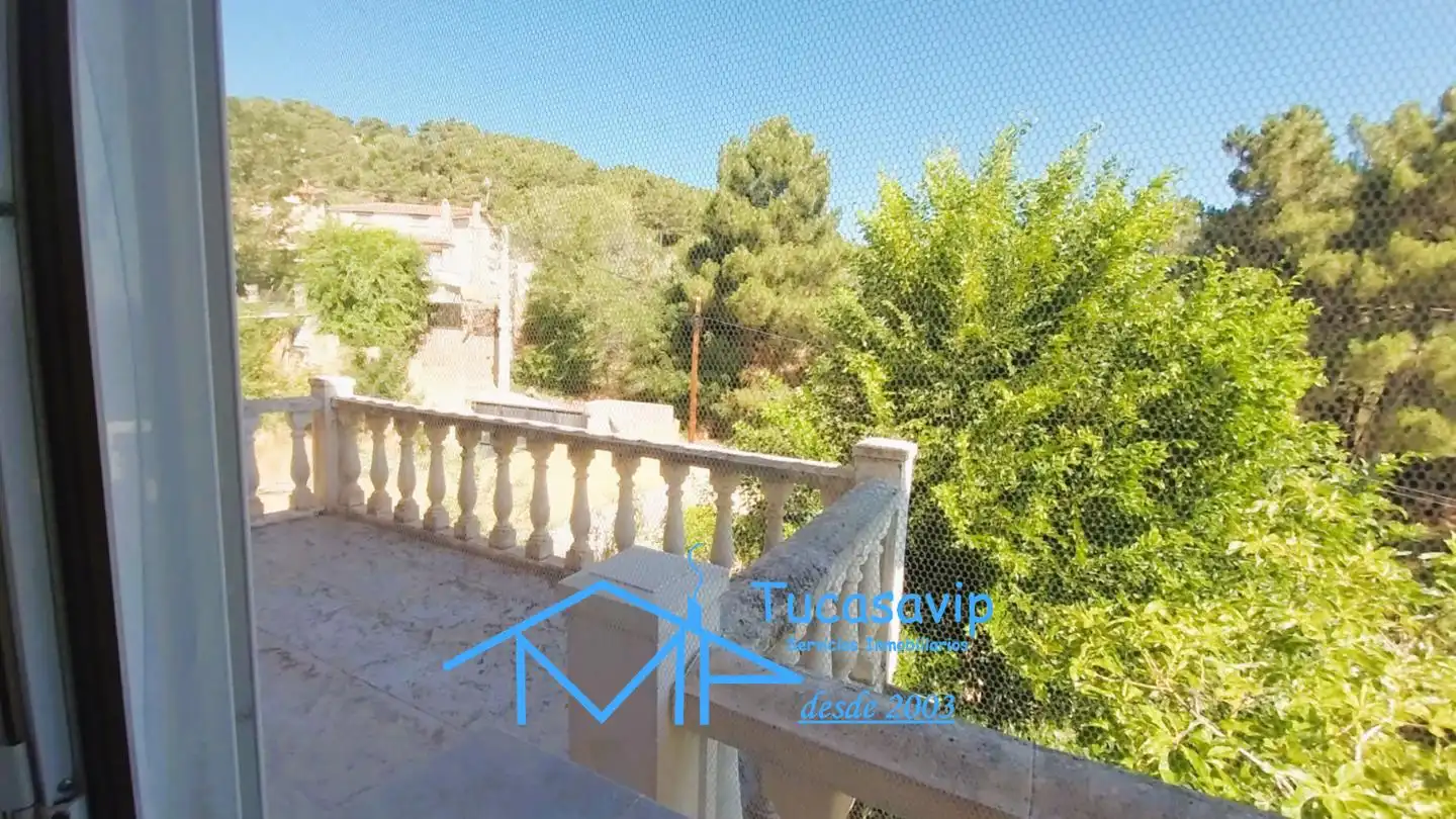 Terrassa de Casa o xalet en venda en El Tiemblo  amb Jardí privat i Terrassa